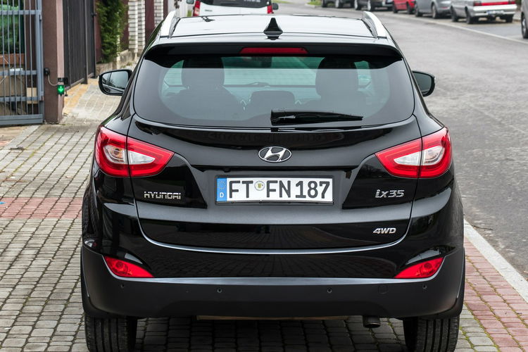 Hyundai ix35 2.0_Benzyna_166KM_110 tyś. km_4x4 zdjęcie 6