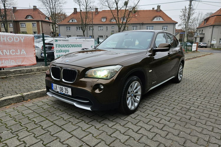 BMW X1 Klimatyzacja / Ksenony / Podgrzewane fotele / Skórzana tapicerka zdjęcie 3