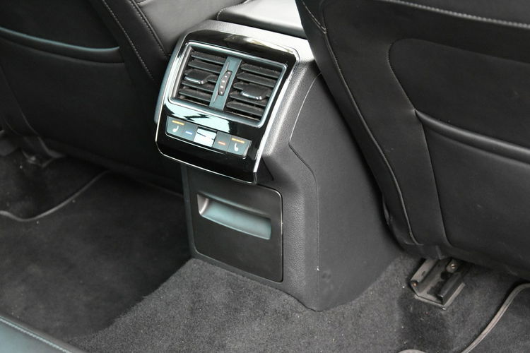 Skoda Superb 2.0TDi 190KM DSG 2018r. SALON L&K BiX LED NAVi Ambiente el klapa zdjęcie 12