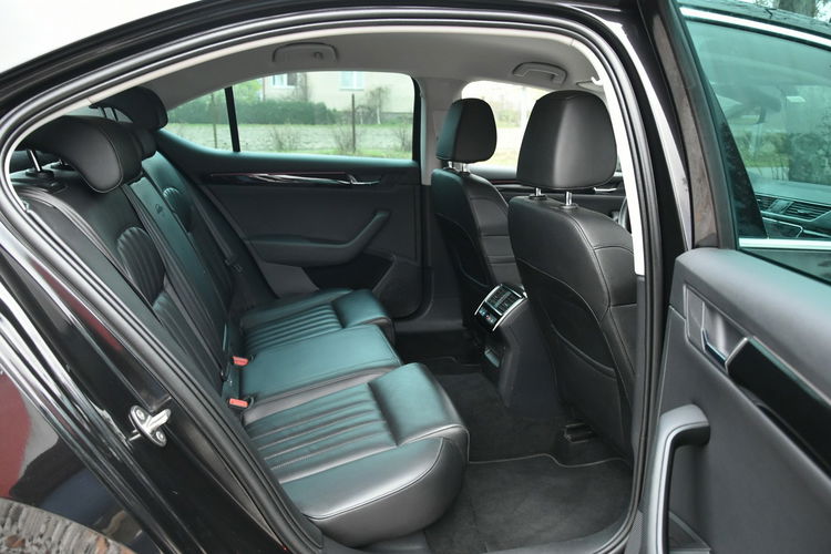 Skoda Superb 2.0TDi 190KM DSG 2018r. SALON L&K BiX LED NAVi Ambiente el klapa zdjęcie 13