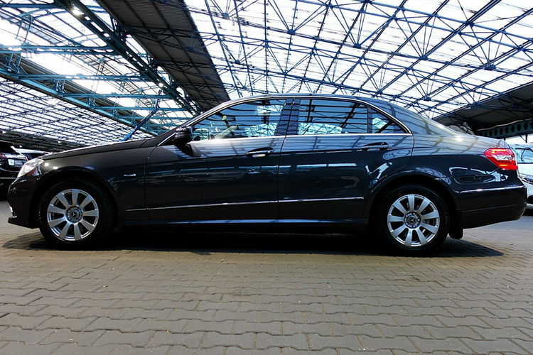 Mercedes E 350 3.0 V6 CDi Kupiony w POLSKIM Salonie AVANTGARDE Skóra+WEBASTO+El.Dach 4x2 zdjęcie 58