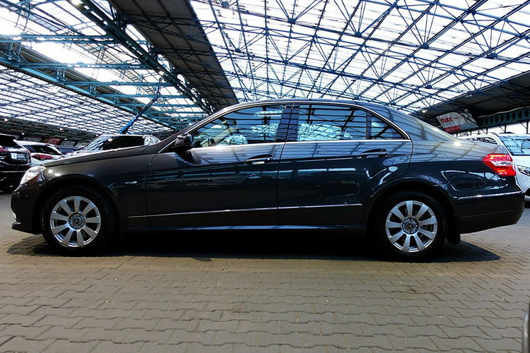 Mercedes E 350 3.0 V6 CDi Kupiony w POLSKIM Salonie AVANTGARDE Skóra+WEBASTO+El.Dach 4x2 zdjęcie 5