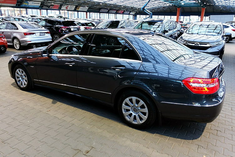 Mercedes E 350 3.0 V6 CDi Kupiony w POLSKIM Salonie AVANTGARDE Skóra+WEBASTO+El.Dach 4x2 zdjęcie 74