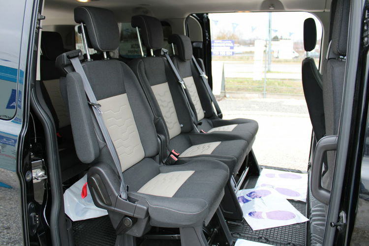 Ford Tourneo Custom 170HP Kamera Long Drzwi tył L/P Salon Polska Gwarancja zdjęcie 28