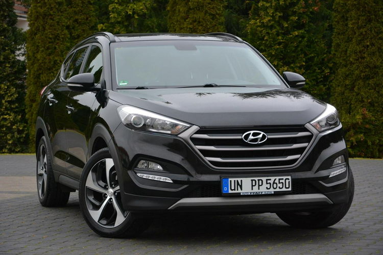 Tucson Ledy Navi Kamera Skóry Panorama Hak ALU19 ASO Hyundai zdjęcie 9