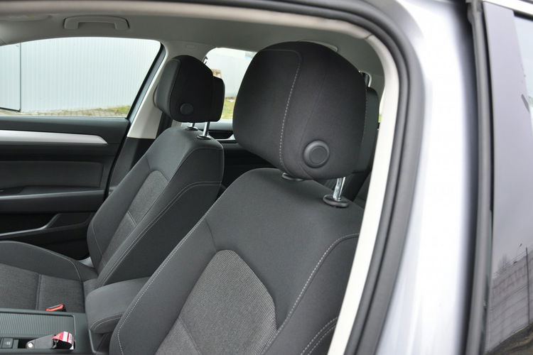 Volkswagen Passat 2.0TDI 150KM Comfort Navi LED Czujniki ACC 1wł SalonPL Gwar. Dealer zdjęcie 11