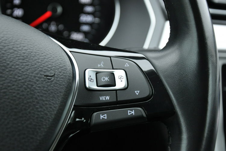 Volkswagen Passat 2.0TDI 150KM Comfort Navi LED Czujniki ACC 1wł SalonPL Gwar. Dealer zdjęcie 14