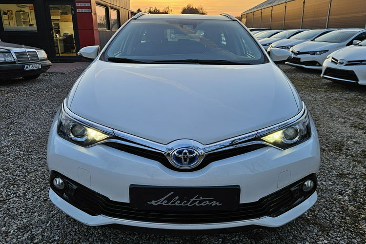 Toyota Auris 1.8 HSD 136KM 195 tyś km Kamera Bardzo ładny zdjęcie 3