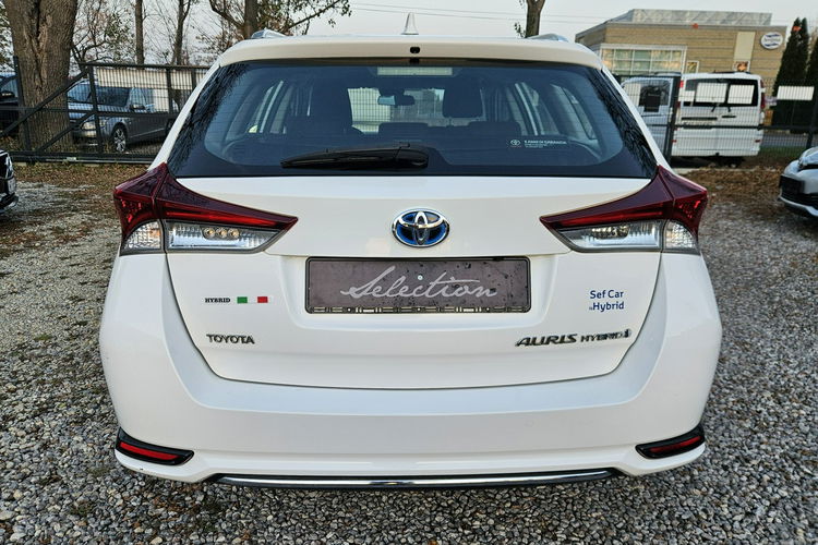 Toyota Auris 1.8 HSD 136KM 195 tyś km Kamera Bardzo ładny zdjęcie 5