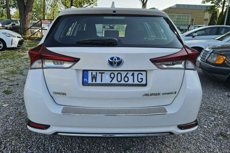 Toyota Auris 1.8 HSD 136KM Kamera Bardzo ładny zdjęcie 4