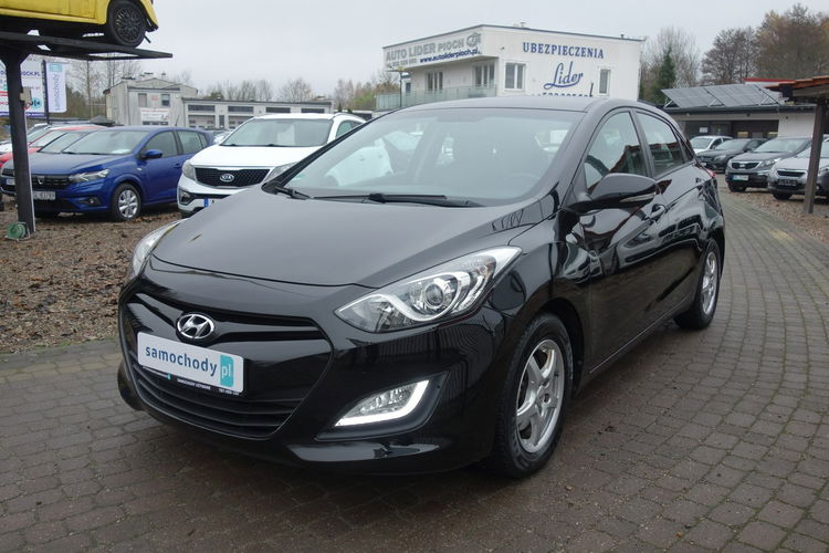 i30 Hyundai I30 2013 1.4 benzyna niski przebieg dobrze wyposażony zdjęcie 2