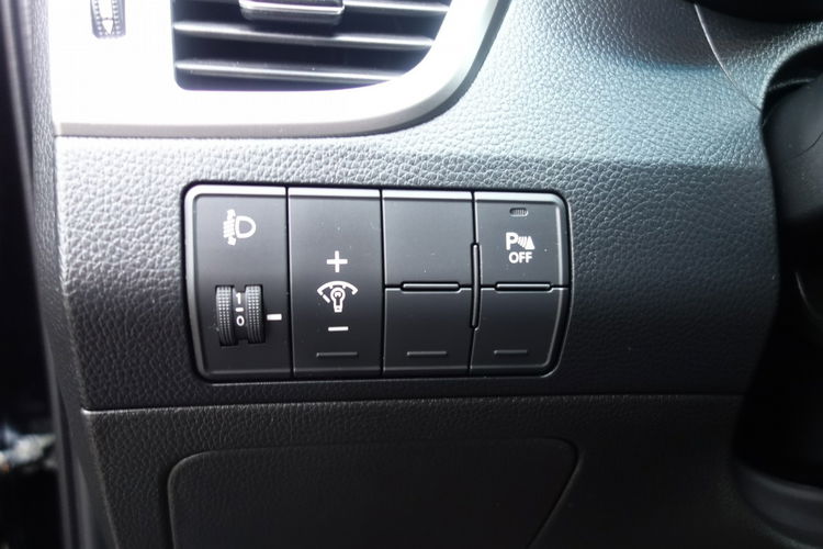 i30 Hyundai I30 2013 1.4 benzyna niski przebieg dobrze wyposażony zdjęcie 21