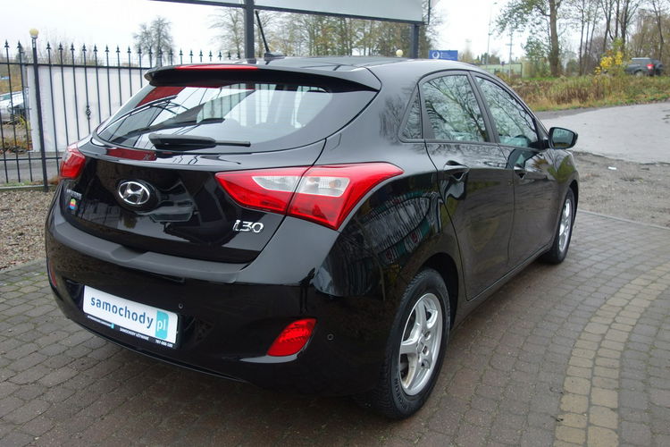 i30 Hyundai I30 2013 1.4 benzyna niski przebieg dobrze wyposażony zdjęcie 5