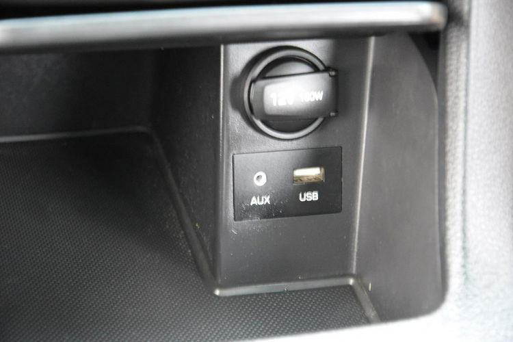 Hyundai i30 Panorama Ledy Duża Navi Kamera Asystent pasa Parktronic zdjęcie 29