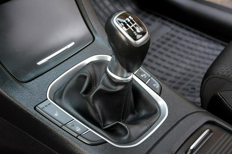 Hyundai i30 Panorama Ledy Duża Navi Kamera Asystent pasa Parktronic zdjęcie 30