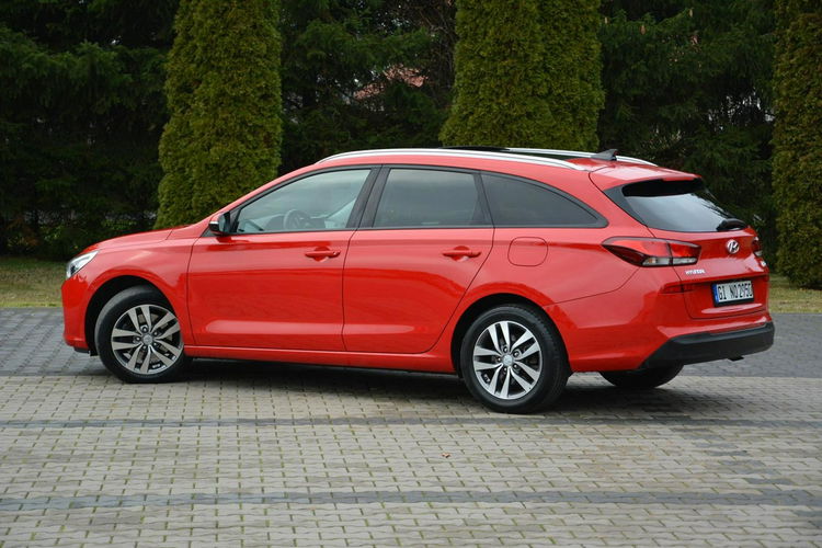 Hyundai i30 Panorama Ledy Duża Navi Kamera Asystent pasa Parktronic zdjęcie 5