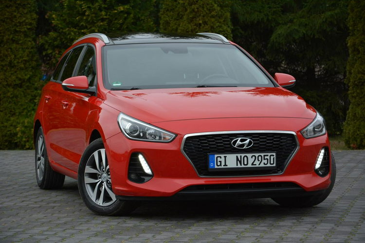 Hyundai i30 Panorama Ledy Duża Navi Kamera Asystent pasa Parktronic zdjęcie 8
