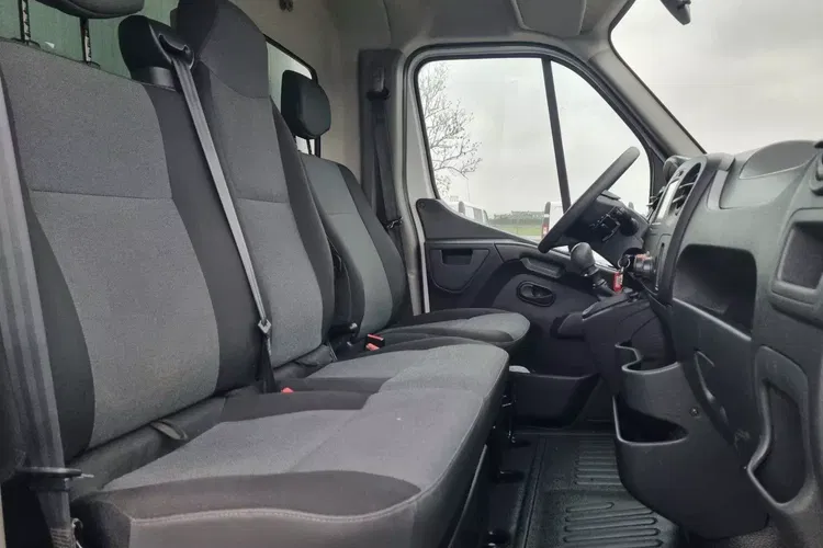 Renault Master 99999zł NETTO Kontener 8 ePAL 2.3 dCI/131KM zdjęcie 26