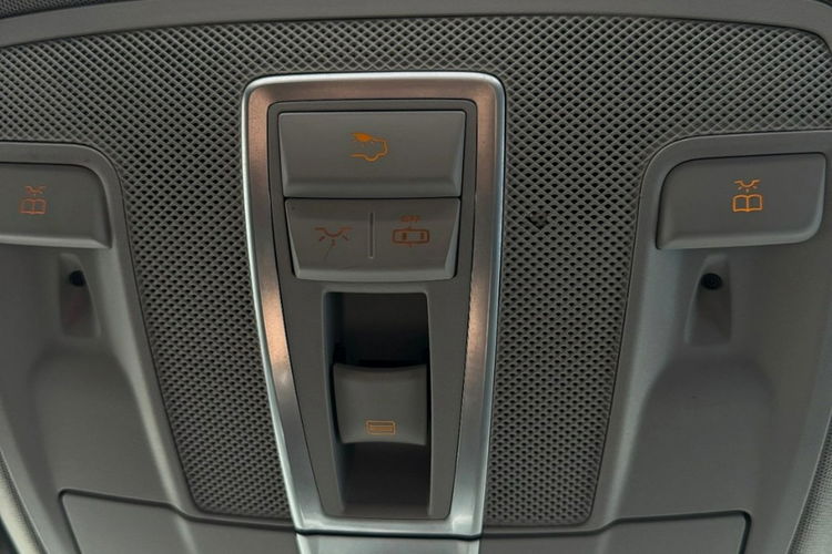 Mercedes ML 350 Roczna Gwarancja Bi-Xenon Panorama 4x4 Skóra Ele.Klapa Skóra Ekrany zdjęcie 12