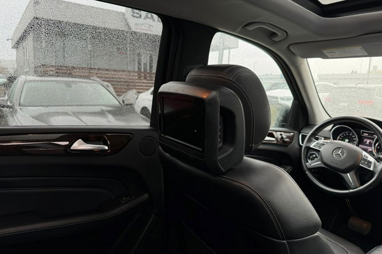 Mercedes ML 350 Roczna Gwarancja Bi-Xenon Panorama 4x4 Skóra Ele.Klapa Skóra Ekrany zdjęcie 20