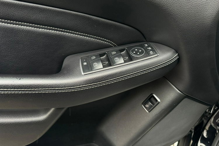 Mercedes ML 350 Roczna Gwarancja Bi-Xenon Panorama 4x4 Skóra Ele.Klapa Skóra Ekrany zdjęcie 27