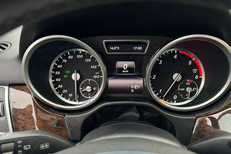 Mercedes ML 350 Roczna Gwarancja Bi-Xenon Panorama 4x4 Skóra Ele.Klapa Skóra Ekrany zdjęcie 29