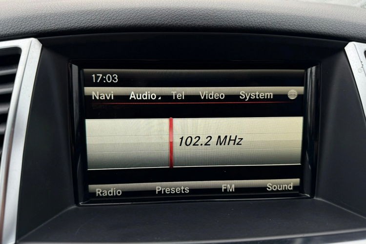 Mercedes ML 350 Roczna Gwarancja Bi-Xenon Panorama 4x4 Skóra Ele.Klapa Skóra Ekrany zdjęcie 35