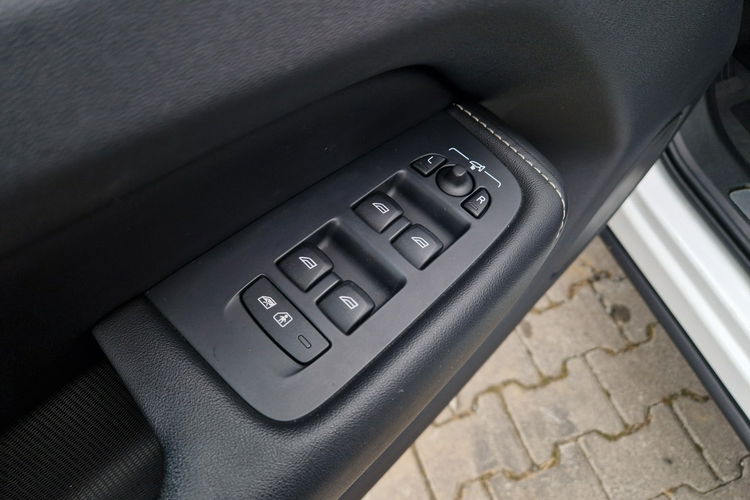 Volvo XC 60 Design H/K Panorama Czyt.Znaków Podgrz.Kierownica Ele.Klapa AWD zdjęcie 19