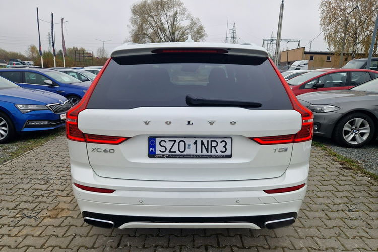 Volvo XC 60 Design H/K Panorama Czyt.Znaków Podgrz.Kierownica Ele.Klapa AWD zdjęcie 8