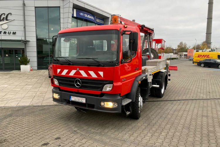 Atego 918 Mercedes-Benz Atego 918 / 4X4 / ZWYŻKA 18.5M / 250kg ŁAD. / SUPER STAN zdjęcie 2