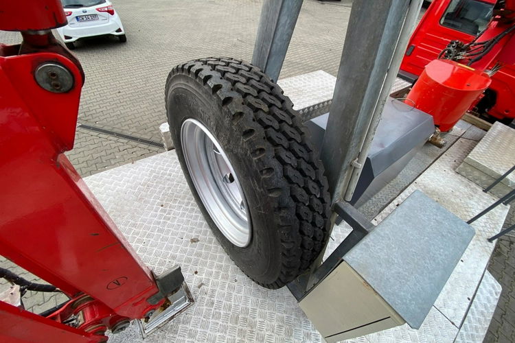 Atego 918 Mercedes-Benz Atego 918 / 4X4 / ZWYŻKA 18.5M / 250kg ŁAD. / SUPER STAN zdjęcie 30