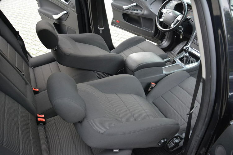 Mondeo Titanium Ledy Duża Navi Convers 2xParkt Relingi ASO FORD zdjęcie 17