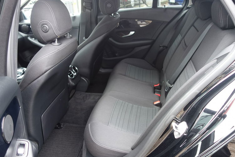 Mercedes C 220 Wersja nie spotykana - elektrycznie regulowanie foteli z pamięcią zdjęcie 10
