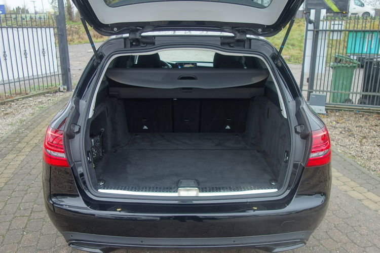 Mercedes C 220 Wersja nie spotykana - elektrycznie regulowanie foteli z pamięcią zdjęcie 12