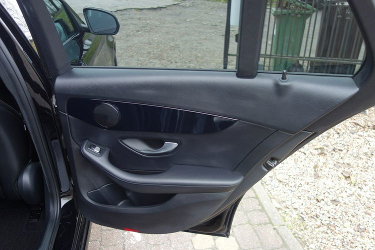 Mercedes C 220 Wersja nie spotykana - elektrycznie regulowanie foteli z pamięcią zdjęcie 14