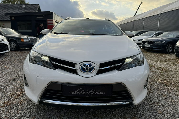 Toyota Auris 1.8 HSD 136KM Kamera Bardzo ładny zdjęcie 3