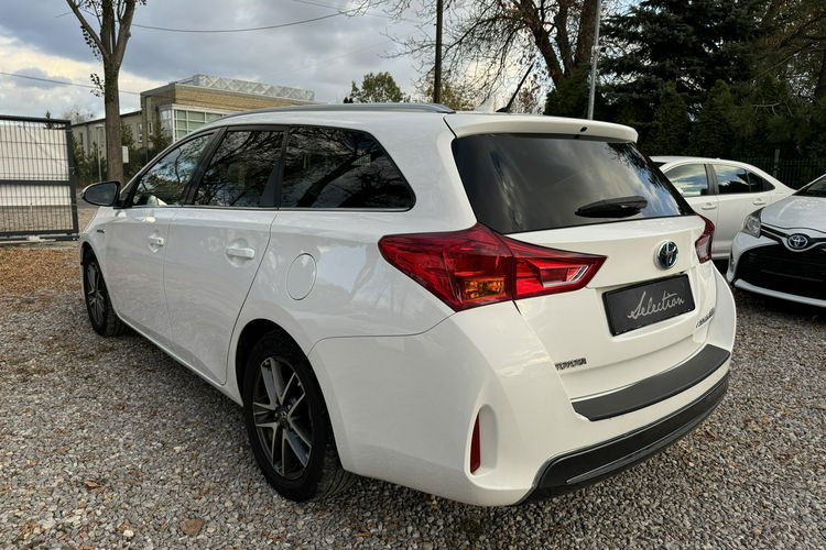 Toyota Auris 1.8 HSD 136KM Kamera Bardzo ładny zdjęcie 5