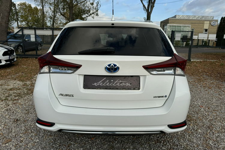 Toyota Auris 1.8 HSD 136KM Kamera Bardzo ładny zdjęcie 6