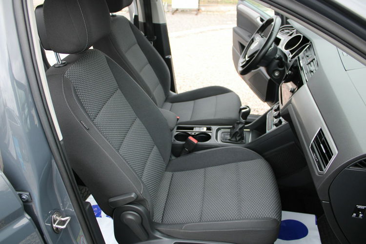 Volkswagen Touran 2.0 TDI Comfortline F-VAT Salon Polska zdjęcie 15