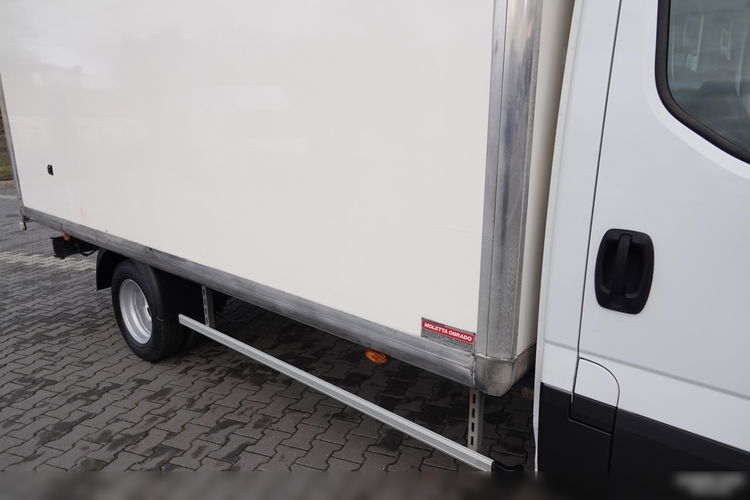 Iveco DAILY 35c14 / KONTENER-FURGON / DMC: 3500 KG / 2019 ROK  zdjęcie 17