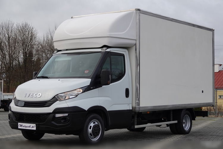 Iveco DAILY 35c14 / KONTENER-FURGON / DMC: 3500 KG / 2019 ROK  zdjęcie 1