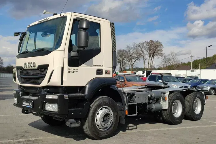 Iveco Trakker 26.410 6x4 Manual Mały Przebieg tylko-46000km zdjęcie 7