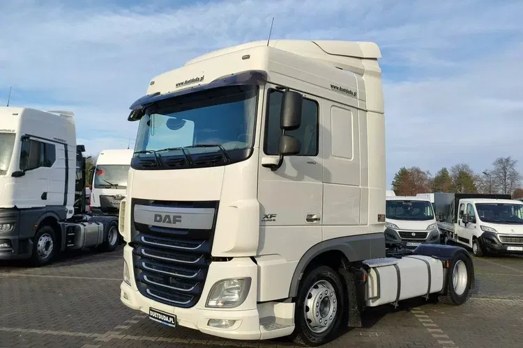 DAF XF 106.460 Euro 6 LowDeck Mega zdjęcie 2