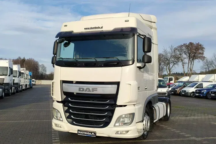 DAF XF 106.460 Euro 6 LowDeck Mega zdjęcie 4