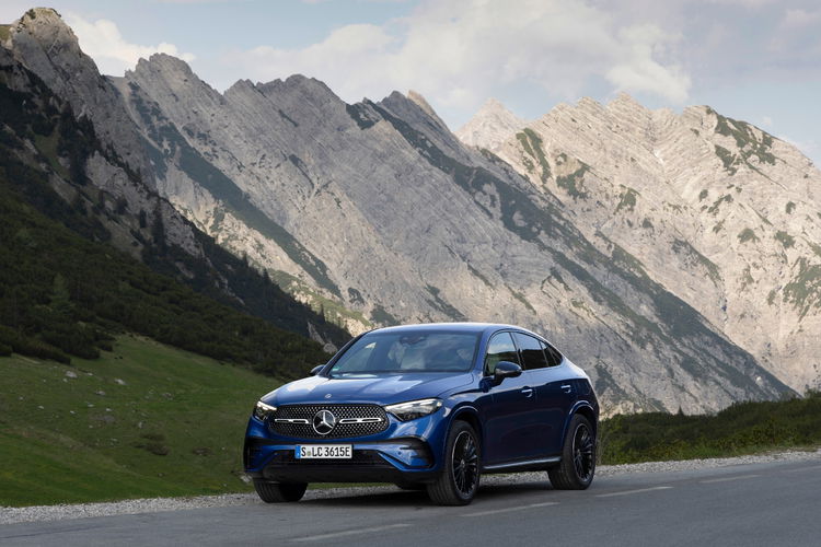 Mercedes GLC Coupe 220 d mHEV 4-Matic AMG Line zdjęcie 1