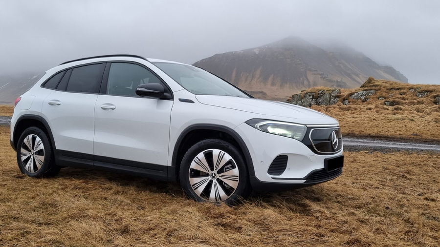 Mercedes EQA 300 66.5kWh 4-Matic Progressive zdjęcie 