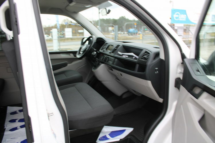 Volkswagen Caravelle Trendline L2 DSG F-vat Salon Polska Gwarancja zdjęcie 16