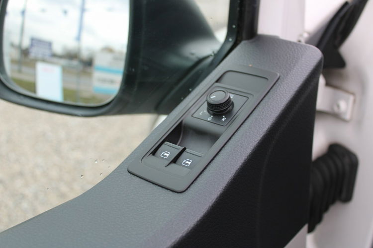 Volkswagen Caravelle Trendline L2 DSG F-vat Salon Polska Gwarancja zdjęcie 18