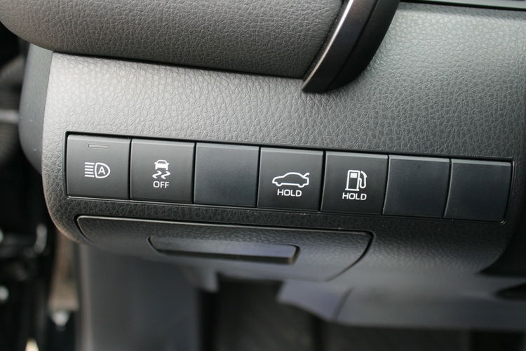 Toyota Camry 2.5 Hybrid e-CTV Comfort F-vat Kamera Gwarancja zdjęcie 18