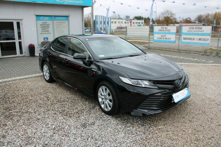 Toyota Camry 2.5 Hybrid e-CTV Comfort F-vat Kamera Gwarancja zdjęcie 3